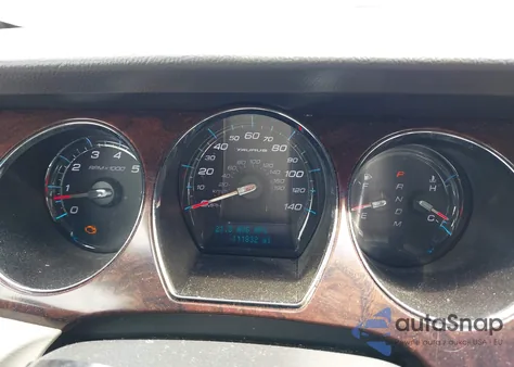 2011 Ford Taurus Limited z USA, uszkodzony, nr VIN 1FAHP2FW7BG114213